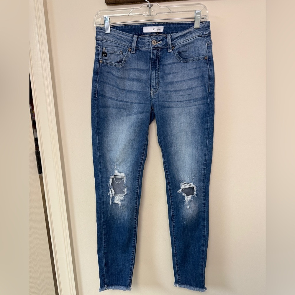 KanCan: Women's Cassandra Distressed Skinny Jeans, Size 28
